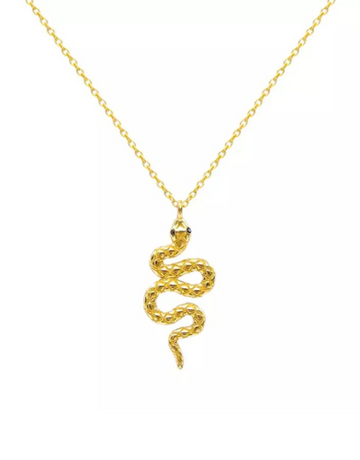 Snake halskæde i guld.   Halskæden er i S925 sterling sølv og forgyldt med 18 karat guld.   Denne halskæde er til dig, der elsker, at spice dit look up med unikke smykker.   Materiale: S925 sterling sølv, forgyldt med 18 karat. 100% nikkelfri.
