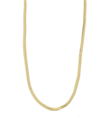 Flad slangekæde halskæde i guld.  Flot og enkel halskæde i S925 sterling sølv og forgyldt med 14 karat.   Materiale: S925 sterling sølv, 14 karat forgyldt. Nikkelfri Størrelse: 40 cm + forlængelse, tykkelse: 4 mm