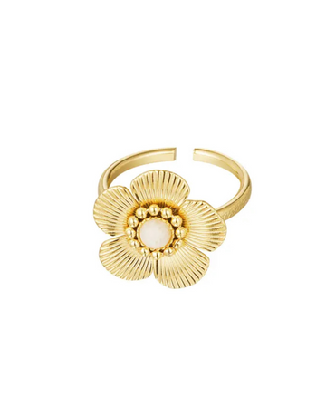 Daisy ring