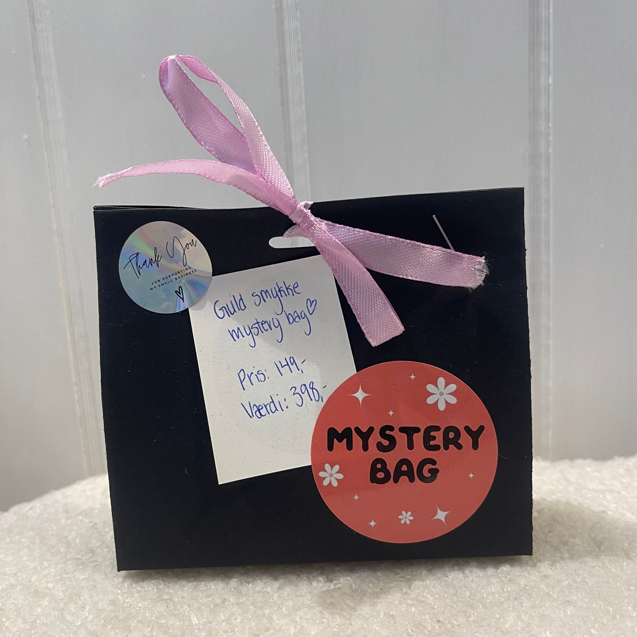 Mystery bag med guld smykker til kun 149,- men du får altså værdi for 398,- 