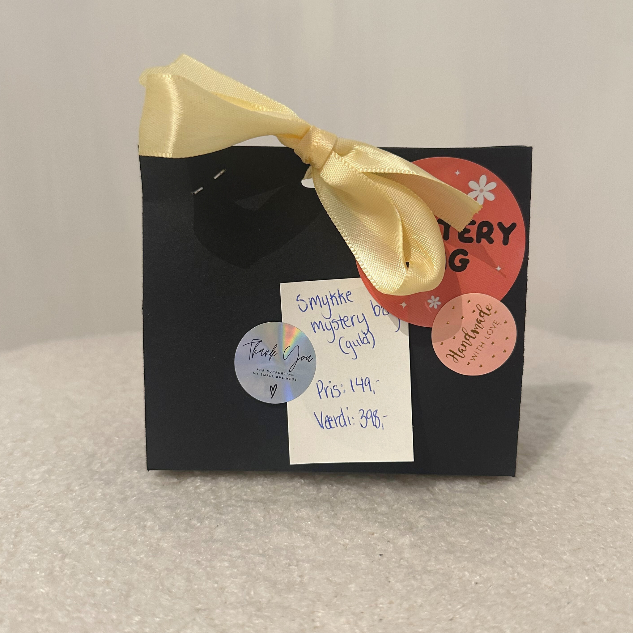 Mystery bag med guld smykker til kun 149,- men du får altså værdi for 398,-