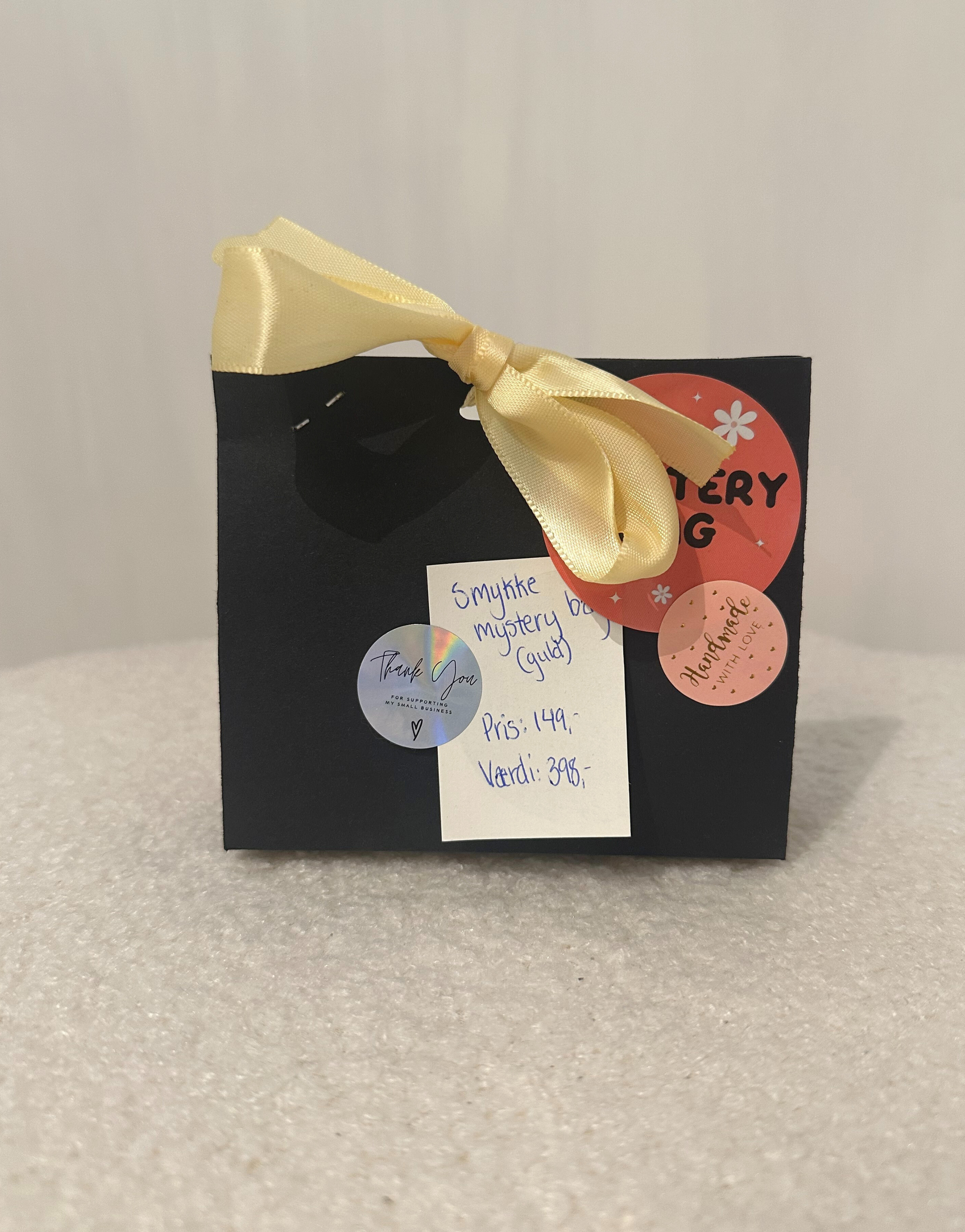 Mystery bag med guld smykker til kun 149,- men du får altså værdi for 398,-