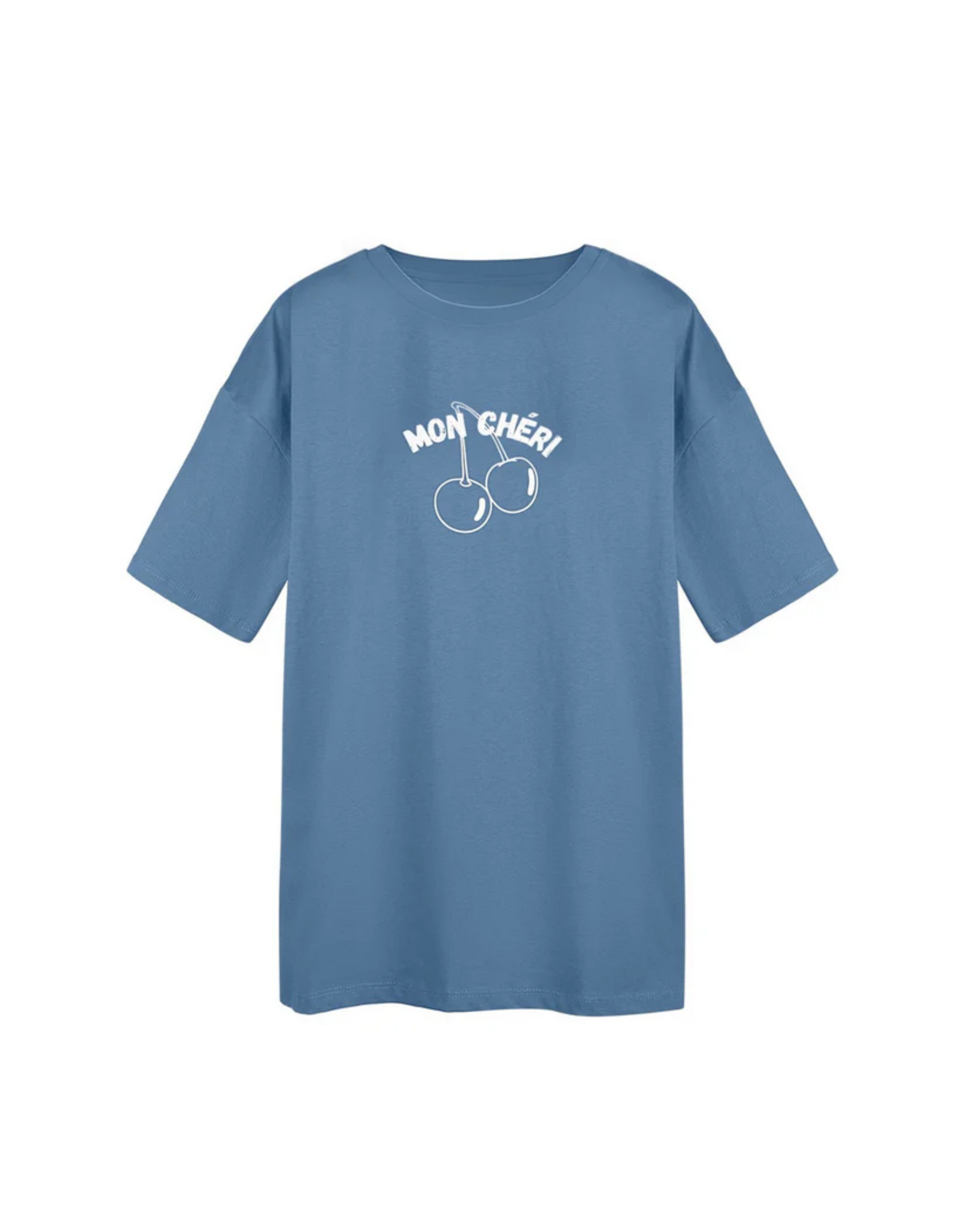 Skøn oversized t-shirt med Mon Cheri print, som på fransk betyder mit kirsebær eller min skat.