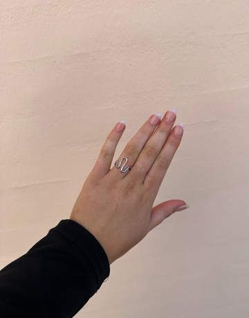 Delphine ring