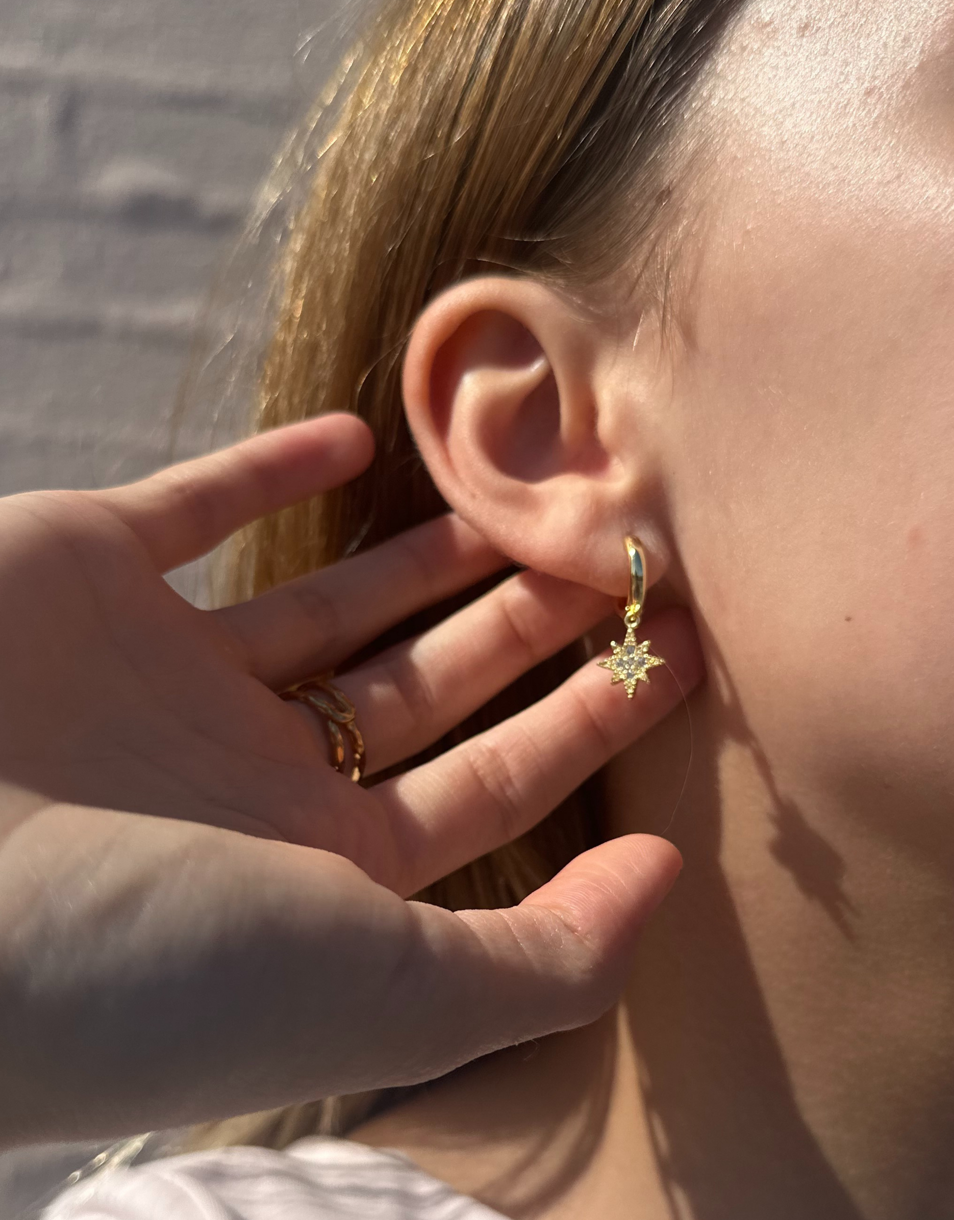 Trendy øreringe i sternedesign!