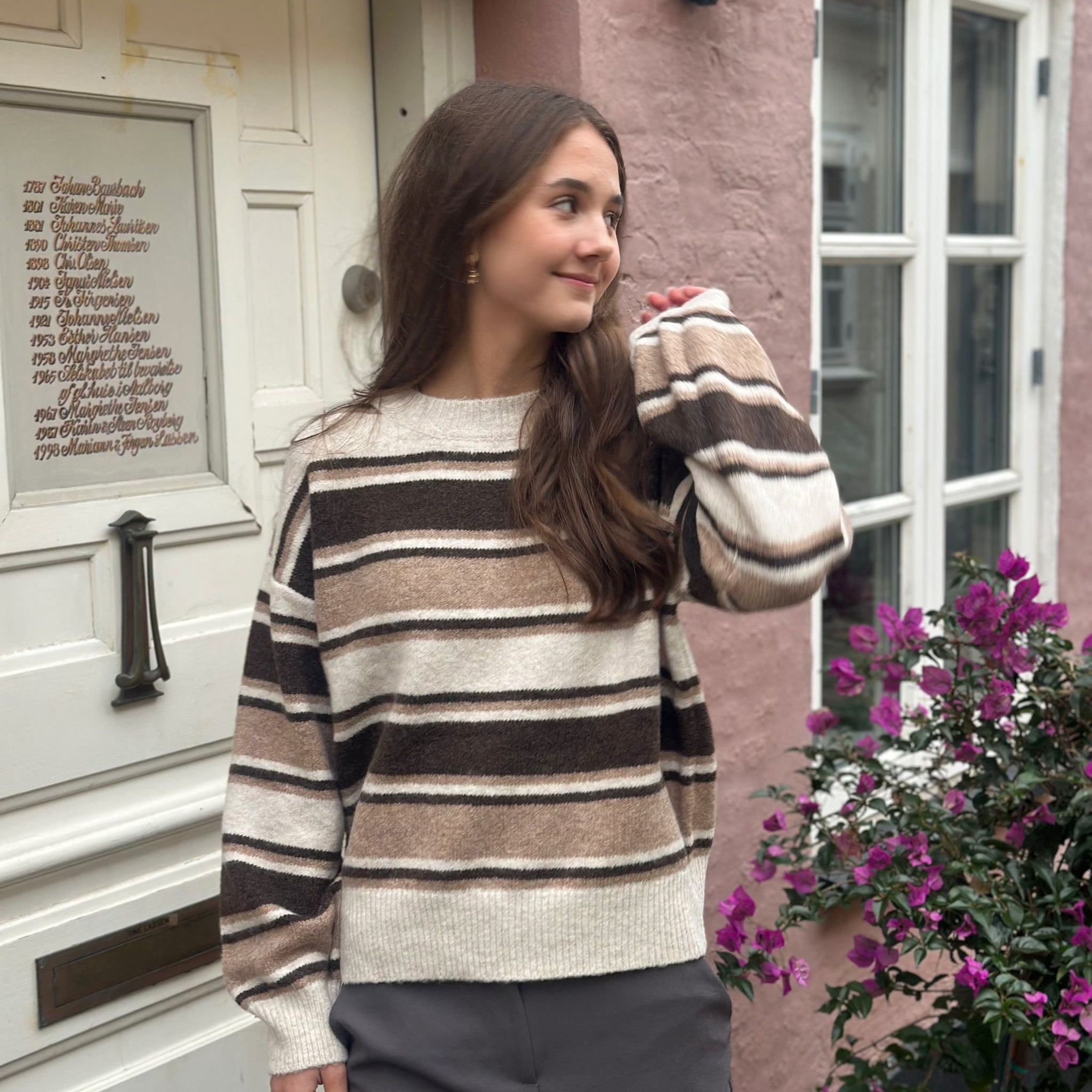 Lækker varm strik i de skønneste jordfarver.