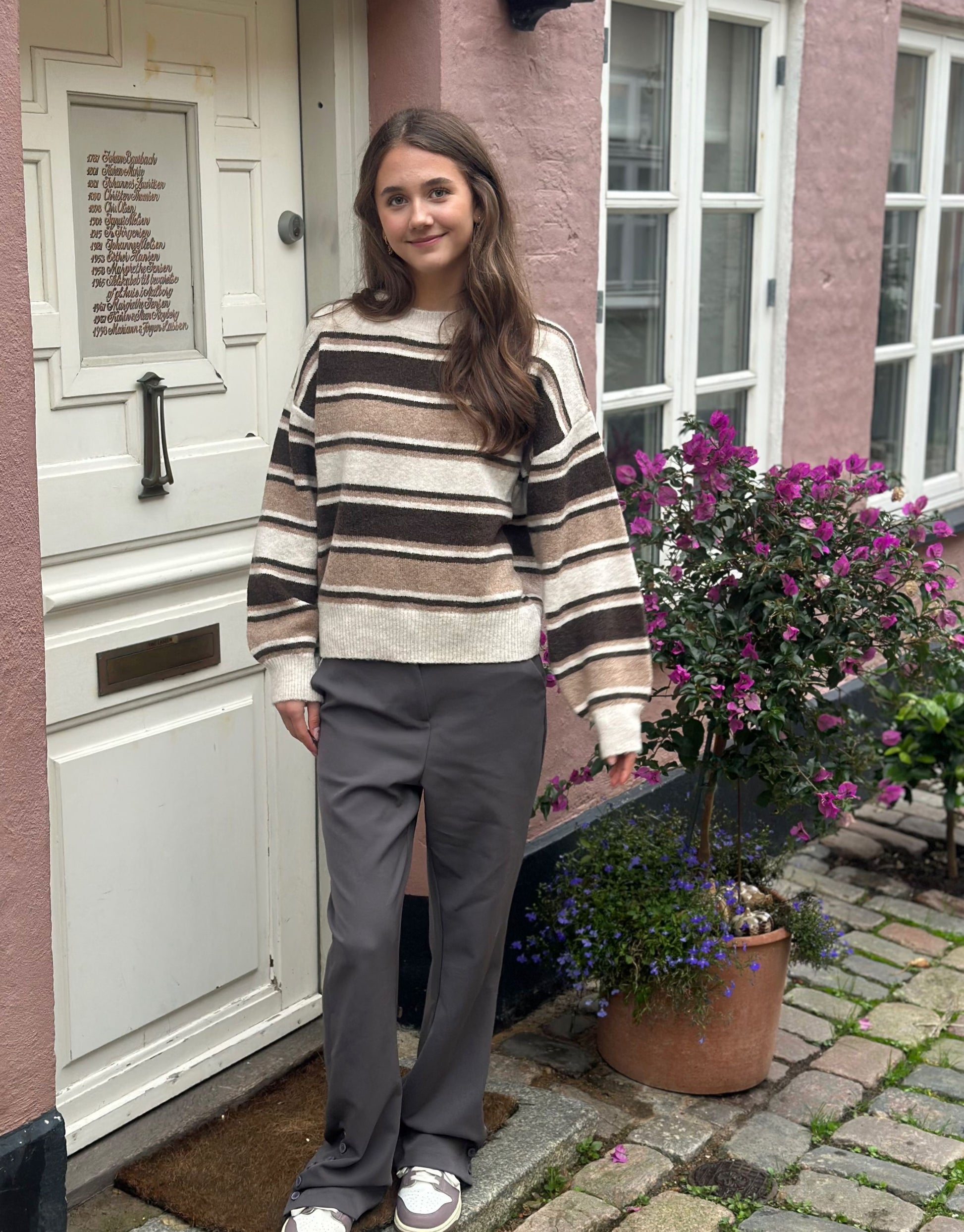 Lækker varm strik i de skønneste jordfarver.