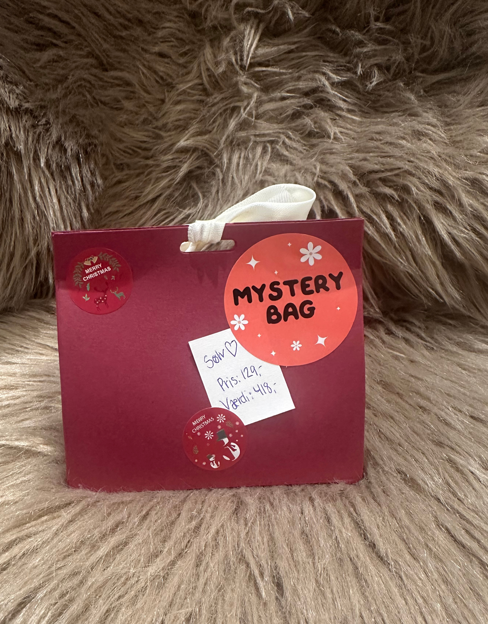 Mystery bag med sølv smykker til kun 129,- men du får altså værdi for 418,-