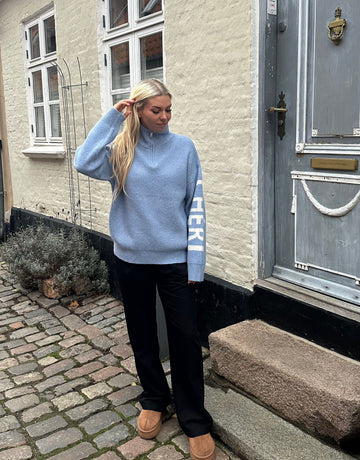 Mon Cheri striktrøje